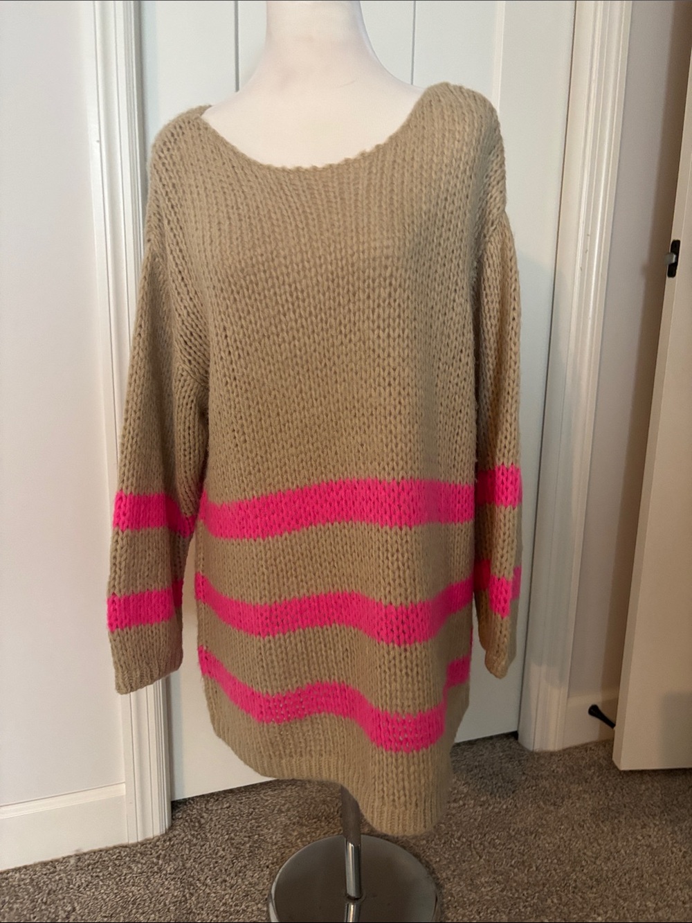 Cozy Beige Scoop-Neck Sweater with Hot Pink Stripes